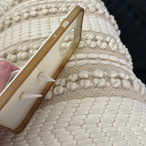 Loopy white leopard/cheetah case. iPhone 12 Pro Max - Picture 3 of 4